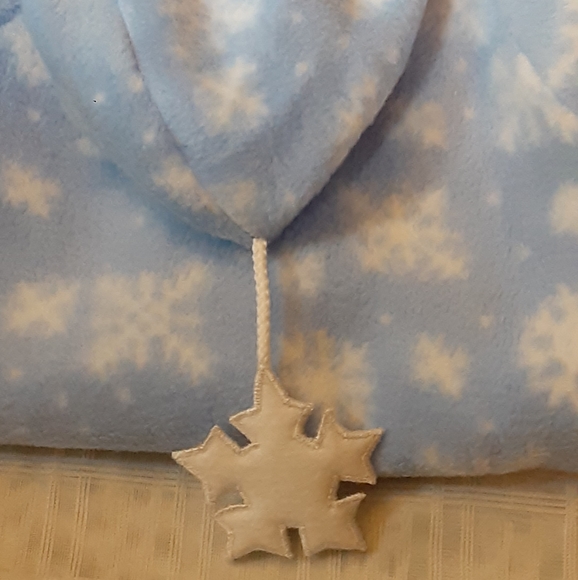 5/$25. Kids Studio Baby Bunting - Picture 6 of 7